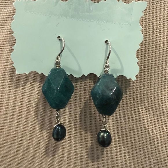 Dark Green Chalcedony Gemstone and Sterling Silver Set - Picture 11 of 14